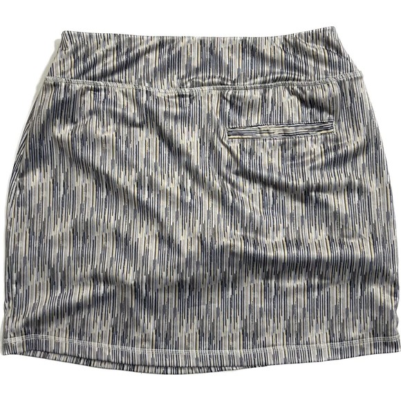 Chase 54 Womans Athletic Golf Skort Sz M - Picture 2 of 3